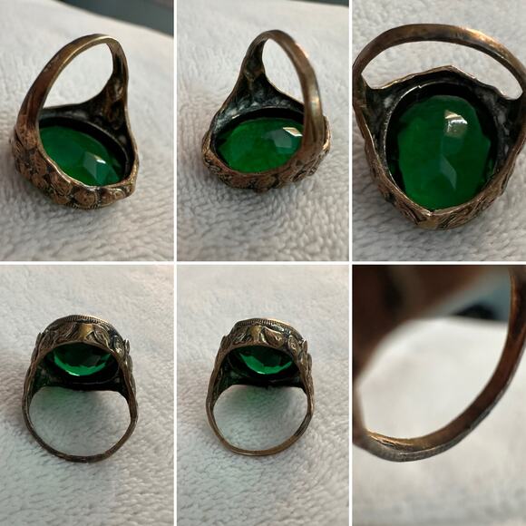 Vintage Green Glass Gold Tone Ring- 5.25 - Picture 4 of 4